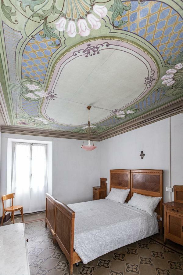 Ostello Di Germagno Оменя Екстериор снимка